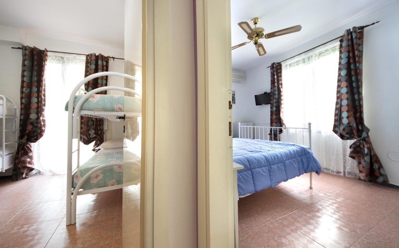 Olympic Kosher Holidays Hotel Сирмионе Екстериор снимка