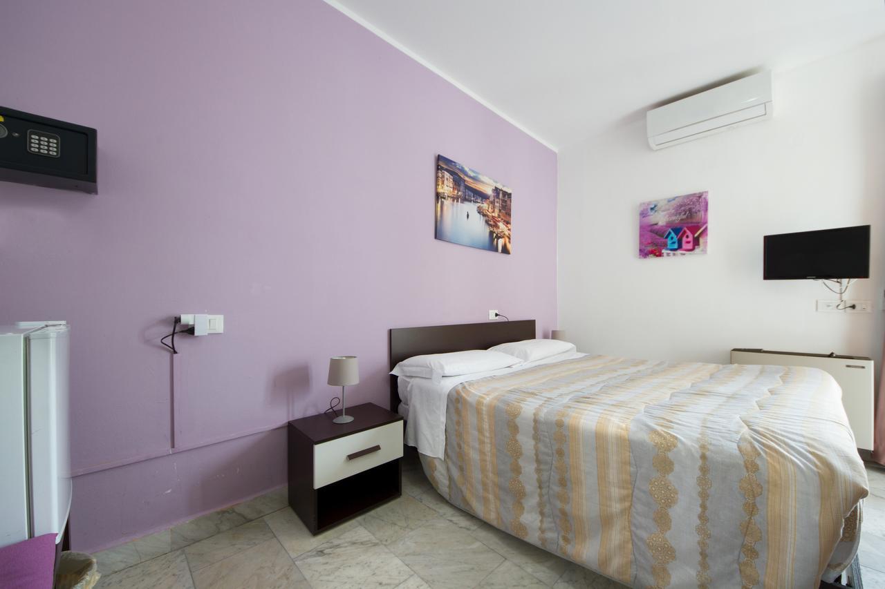 Olympic Kosher Holidays Hotel Сирмионе Екстериор снимка